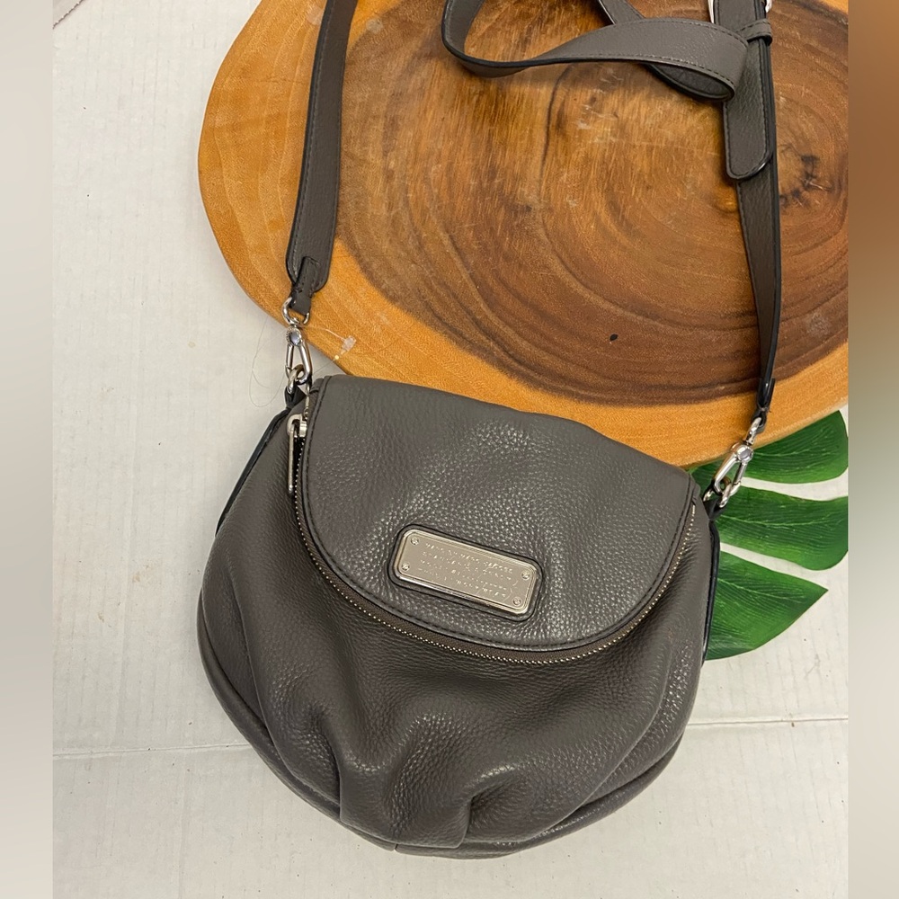 Marc Jacobs Smokey Grey Leather Crossbody Pouch Bag